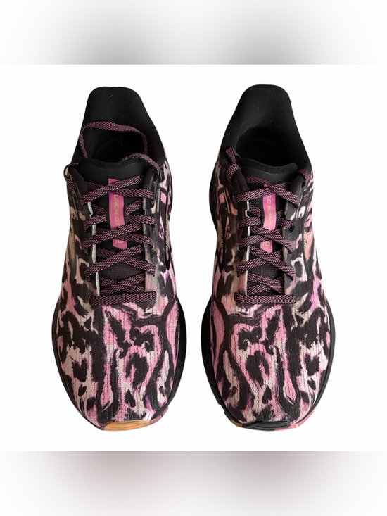 Brooks Shoes - Brooks Launch GTS 10 Sneakers Women’s Size 7 Pink Black Tiger Stripe 1203991B010